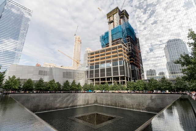 3WTC smješten je tik uz memorijalni centar `9/11 Memorial`   Foto: Doka 